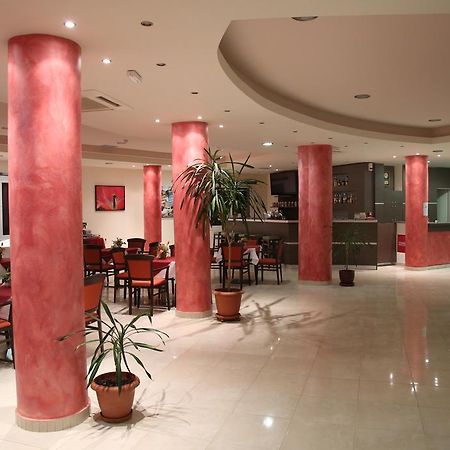Hotel Sea Breeze Sitia  Luaran gambar