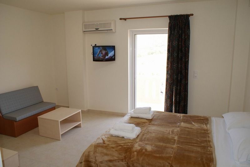 Hotel Sea Breeze Sitia  Luaran gambar
