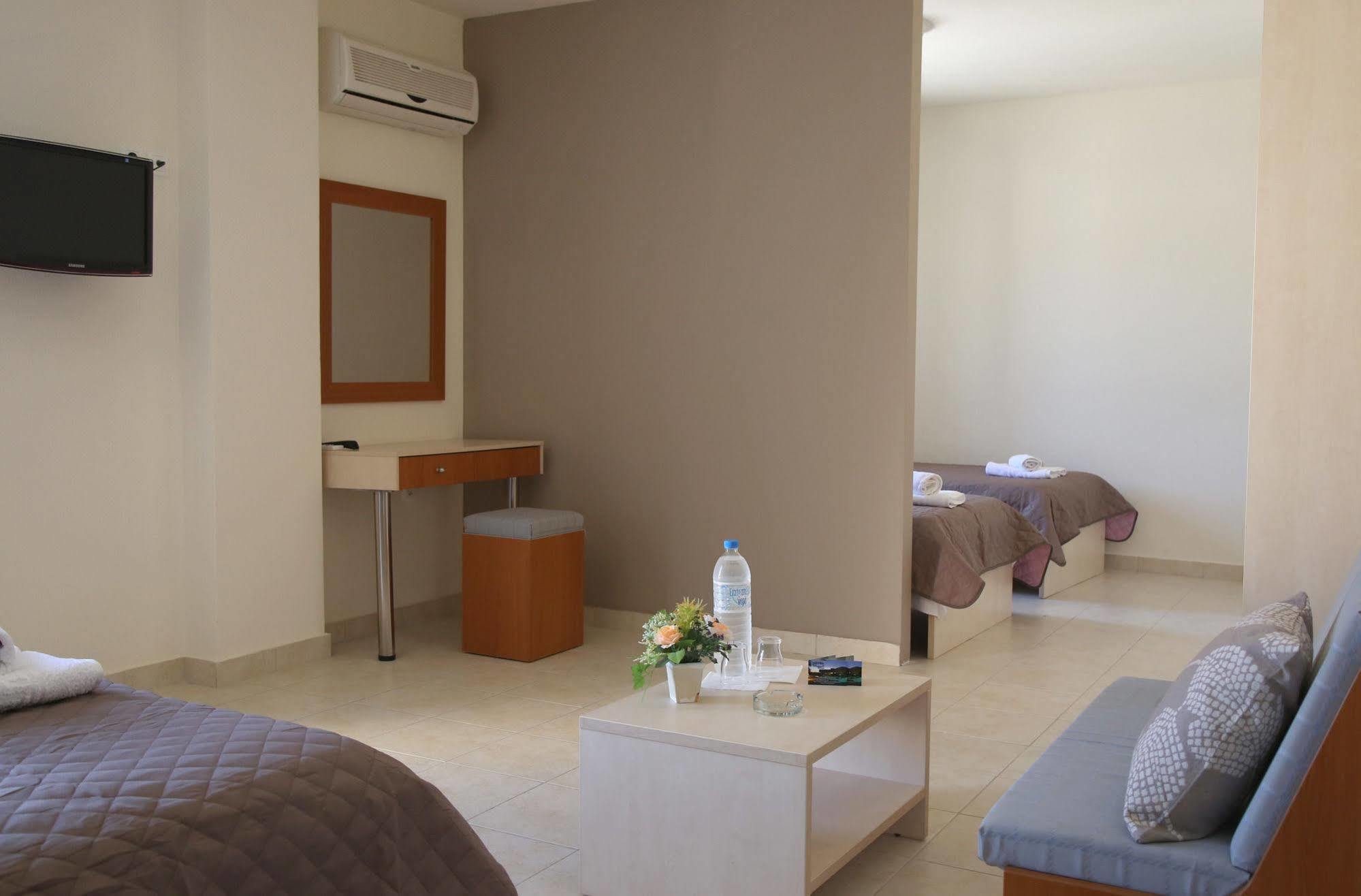Hotel Sea Breeze Sitia  Luaran gambar