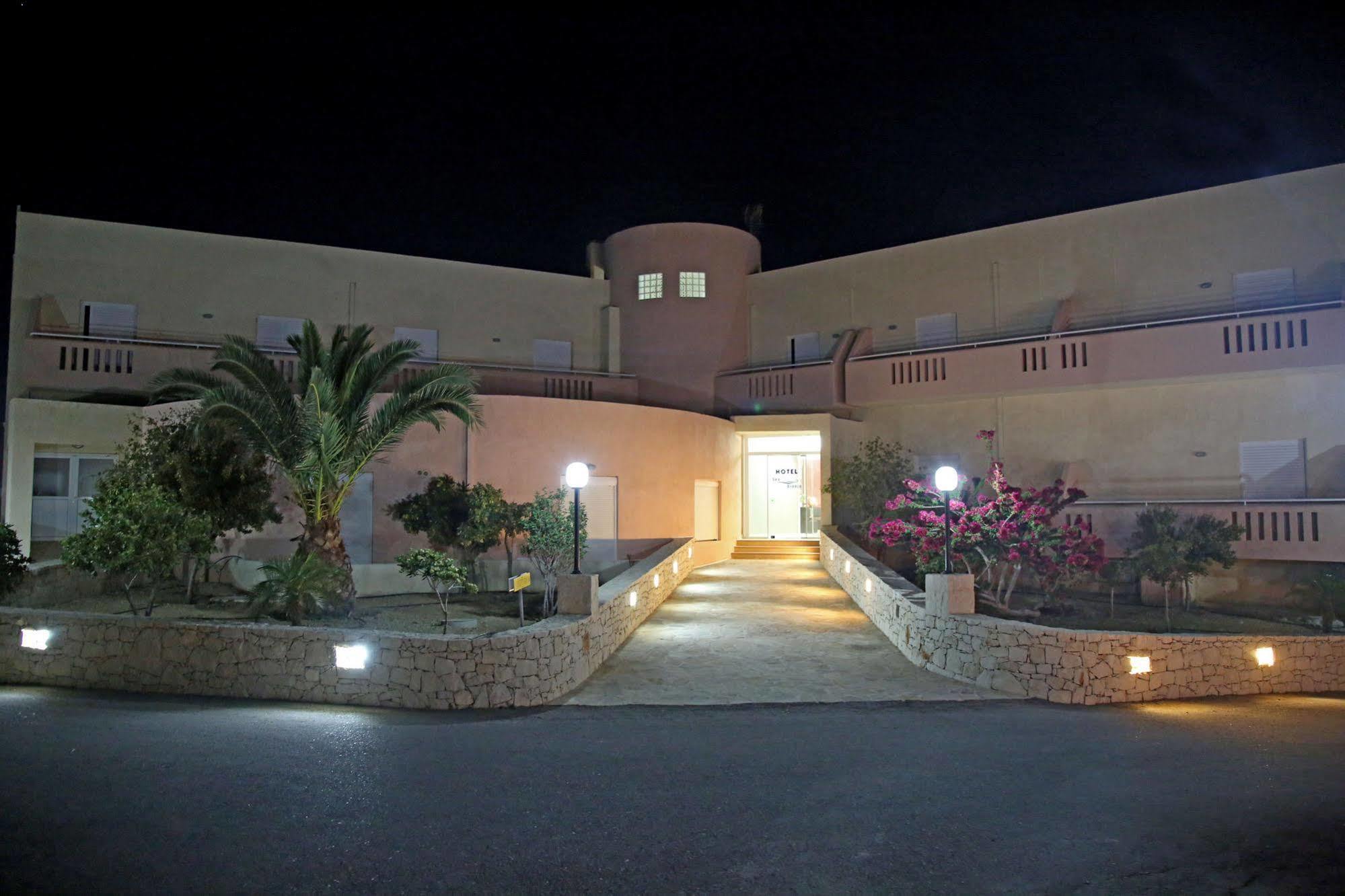 Hotel Sea Breeze Sitia  Luaran gambar